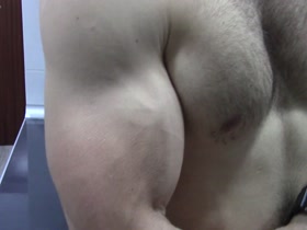 Thumb 12