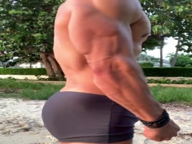 Thumb 8