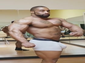 Bulge and flexing update from Dectric Lewis